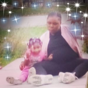 Meet your Posher, Carla